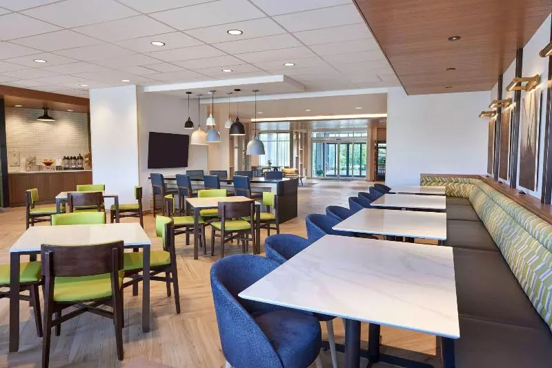 ホテル Fairfield By Marriott Inn & Suites Orillia