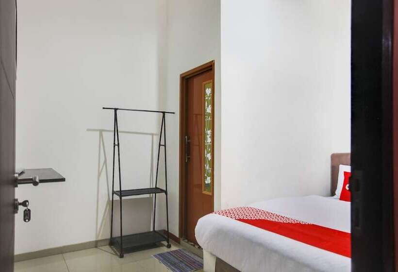 בית מלון כפרי Citara Jaya Guesthouse Mitra Reddoorz