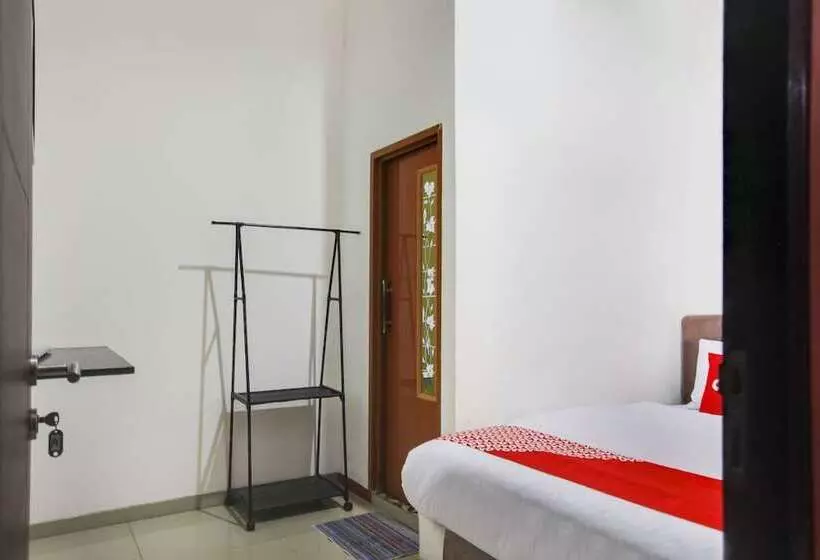ホテル Citara Jaya Guesthouse Mitra Reddoorz