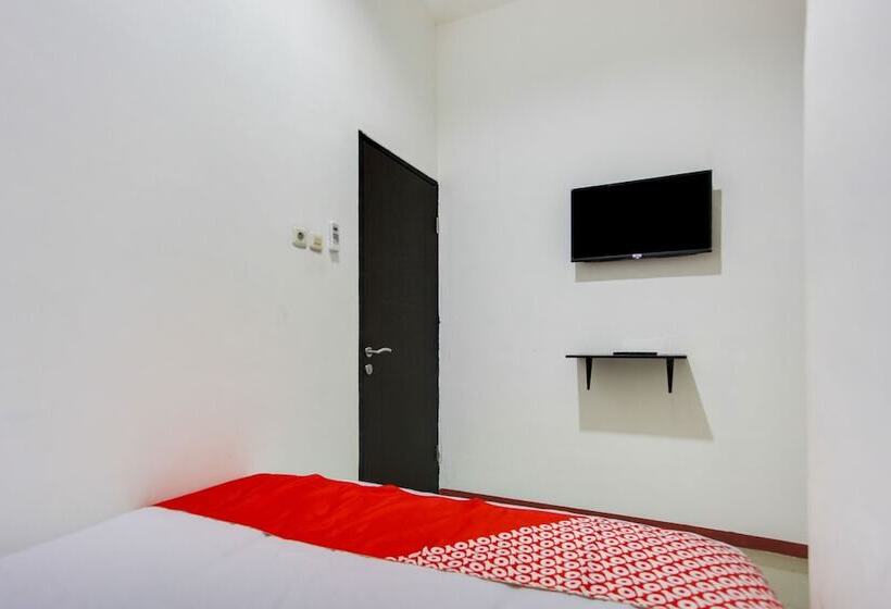 בית מלון כפרי Citara Jaya Guesthouse Mitra Reddoorz