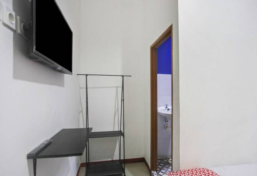 בית מלון כפרי Citara Jaya Guesthouse Mitra Reddoorz