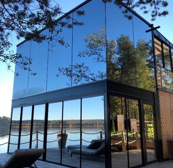 Lake Hotel Lehmonkärki   Haasi Mirror Houses
