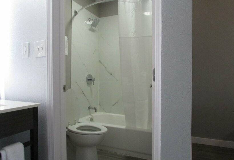 Motel 6 Brookhaven, Ms