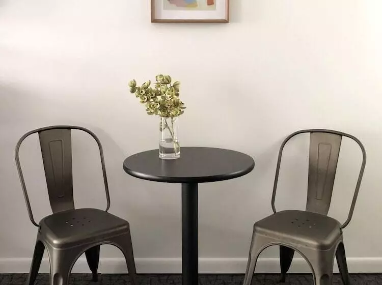 The Nomad Motel   International Falls, Mn   Near Canadian Border