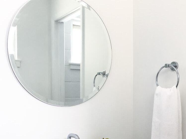 The Nomad Motel   International Falls, Mn   Near Canadian Border