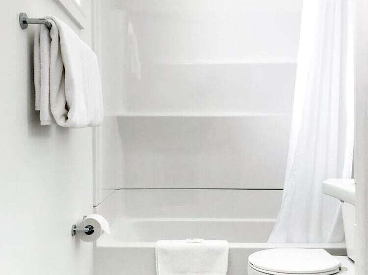 The Nomad Motel   International Falls, Mn   Near Canadian Border