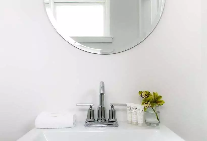 The Nomad Motel   International Falls, Mn   Near Canadian Border