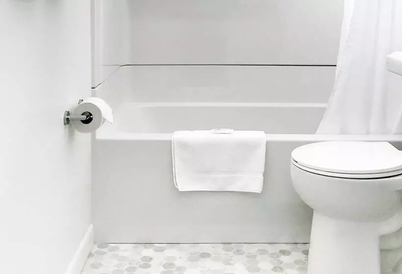 The Nomad Motel   International Falls, Mn   Near Canadian Border