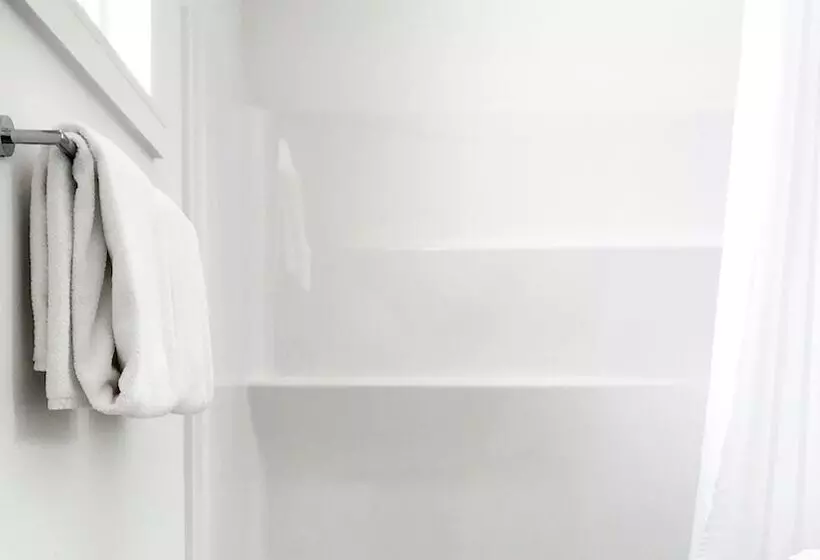 The Nomad Motel   International Falls, Mn   Near Canadian Border