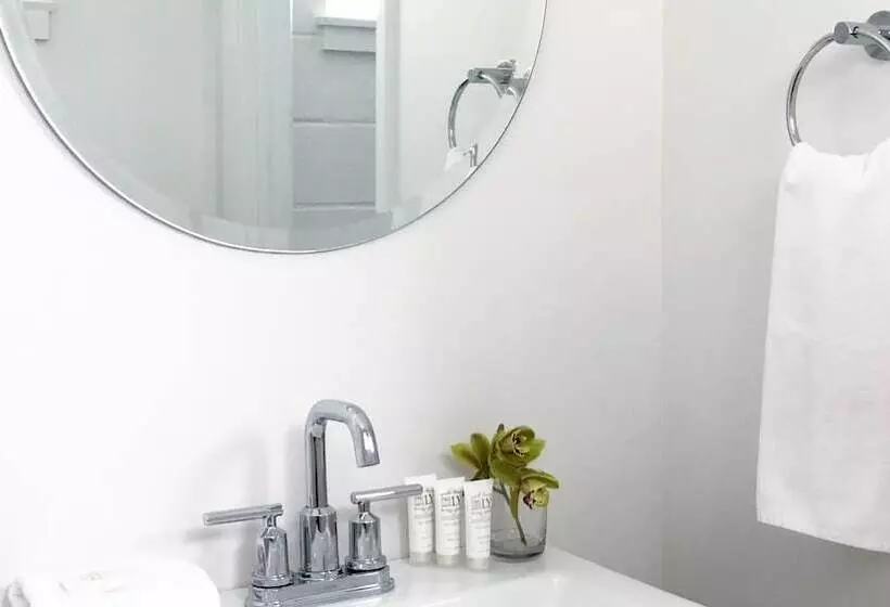 The Nomad Motel   International Falls, Mn   Near Canadian Border