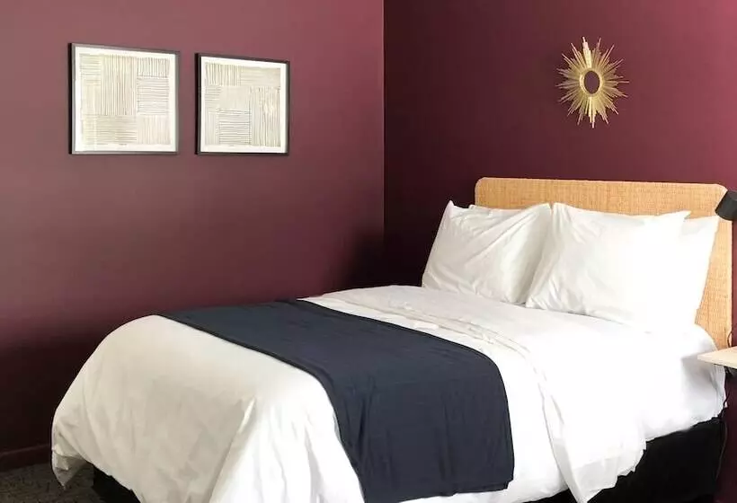 The Nomad Motel   International Falls, Mn   Near Canadian Border