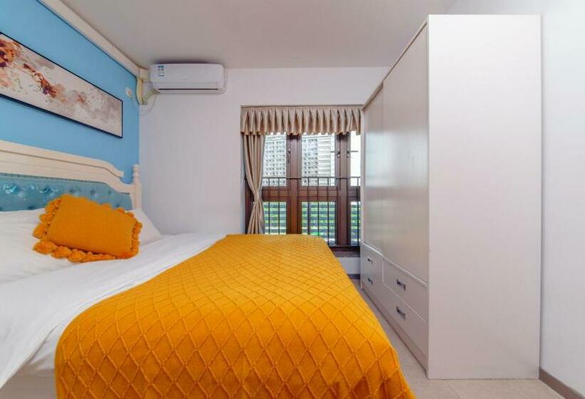 Chang Chun Teng Apart