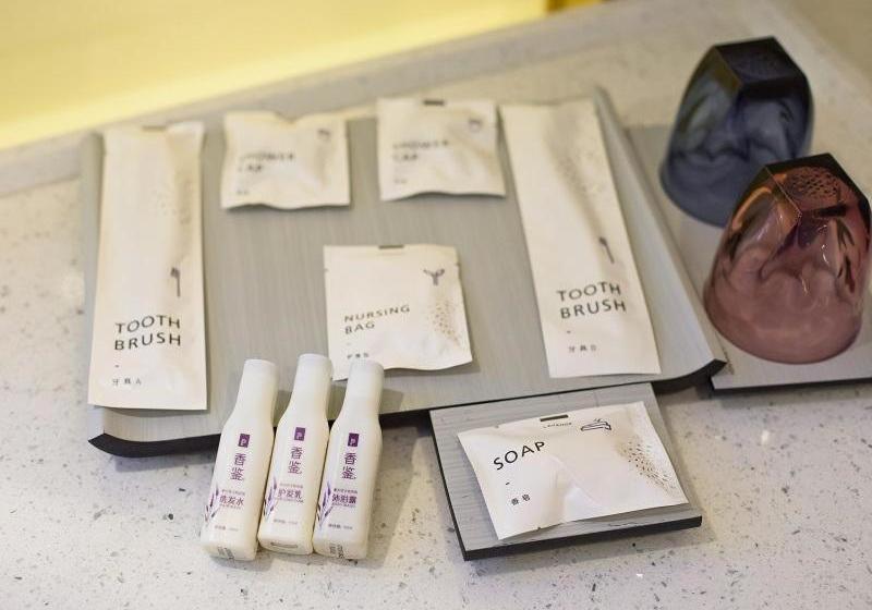 Lavande Hotel Shenzhen Shajing Convention And Exhibition Center