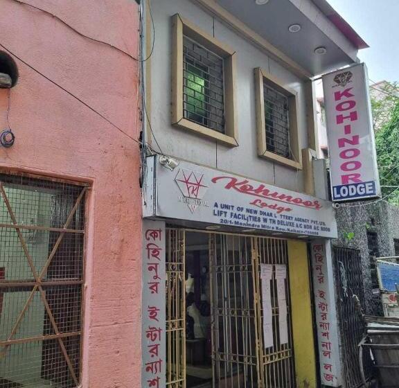 Hotel Oyo 36740 Kohinoor International Lodge