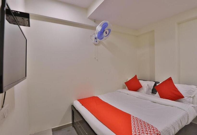 Hotell Oyo 46791 New Suryam