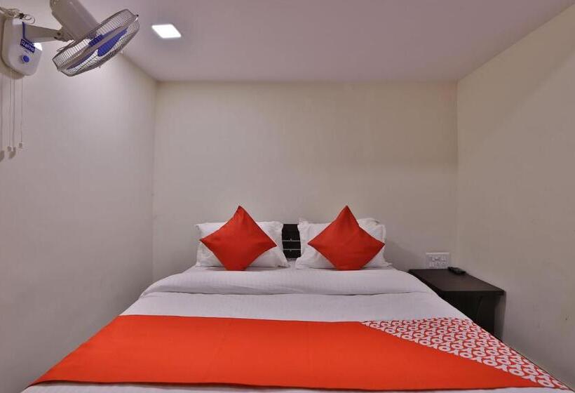 Hotell Oyo 46791 New Suryam