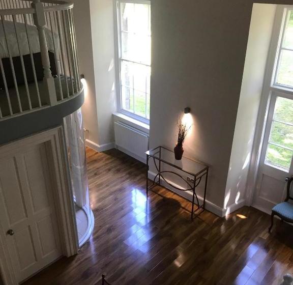 酒店 Oyo Ellison Hall