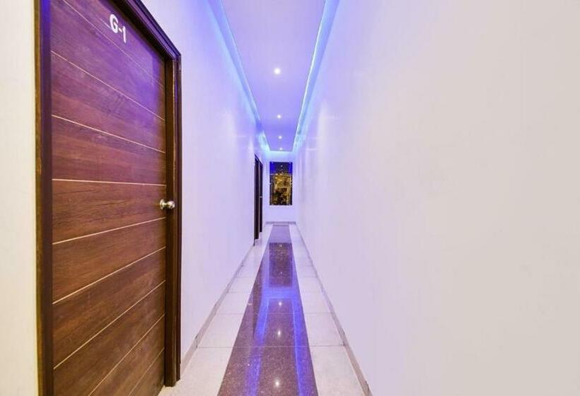 Hotel The Royal Palace