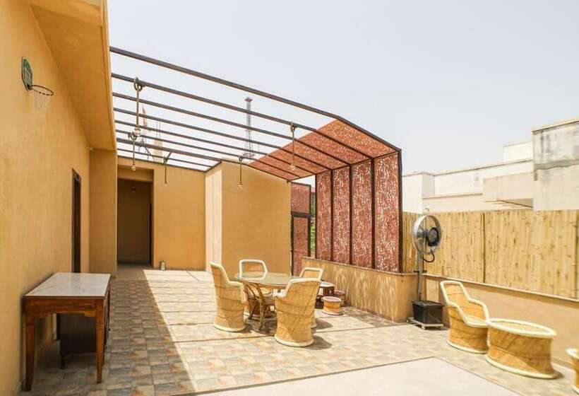 Bed and Breakfast R 41  A Boutique