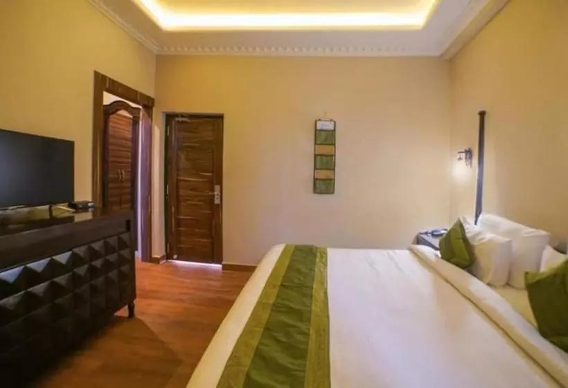 Aamiaismajoitus (B&B) R 41  A Boutique
