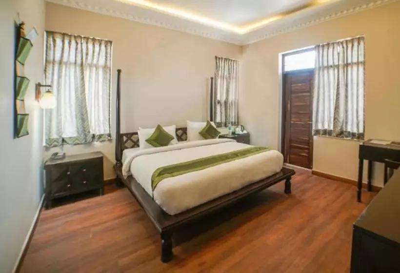 Aamiaismajoitus (B&B) R 41  A Boutique