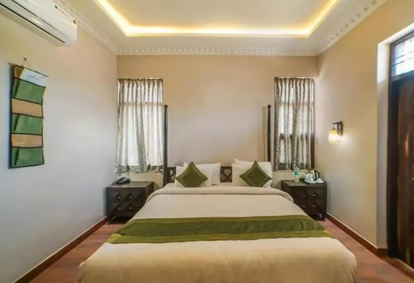 Aamiaismajoitus (B&B) R 41  A Boutique