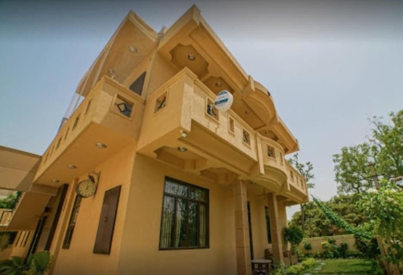 Bed and Breakfast R 41  A Boutique