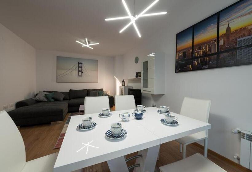 Grand Vitosha Apartments