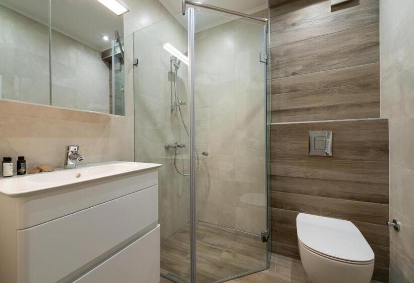 Grand Vitosha Apartments