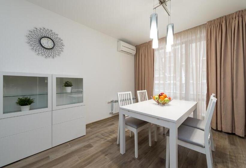 Grand Vitosha Apartments