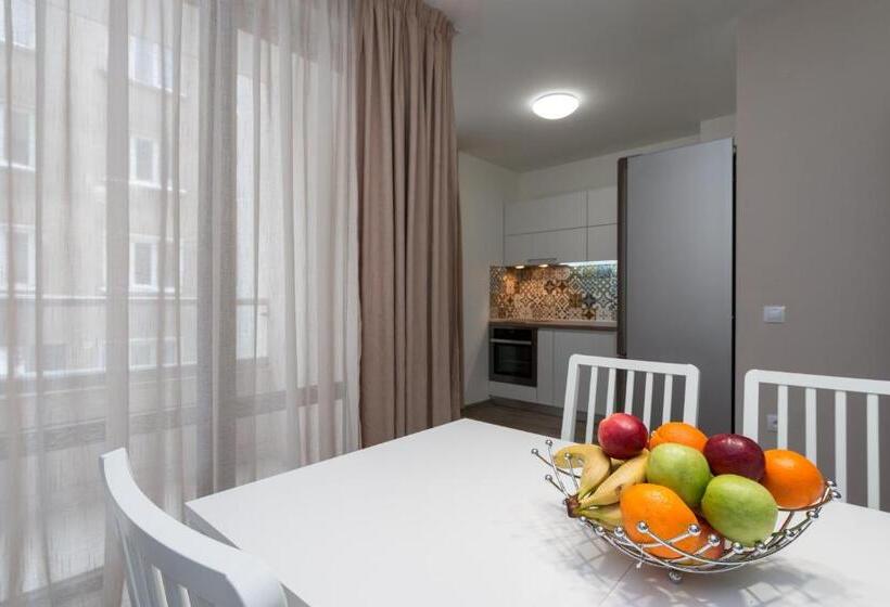 Grand Vitosha Apartments