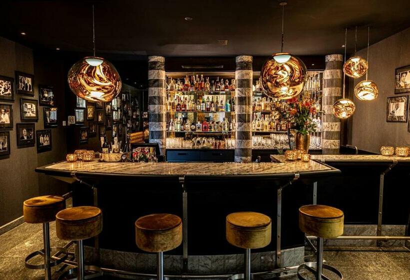 Отель Easyrooms Ai Monti