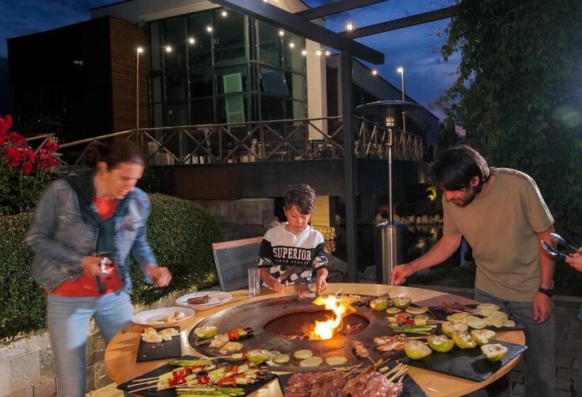 Local Stay Hotel, Bw Signature Collection