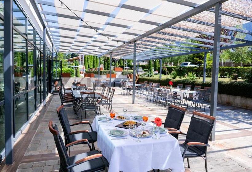 Local Stay Hotel, Bw Signature Collection