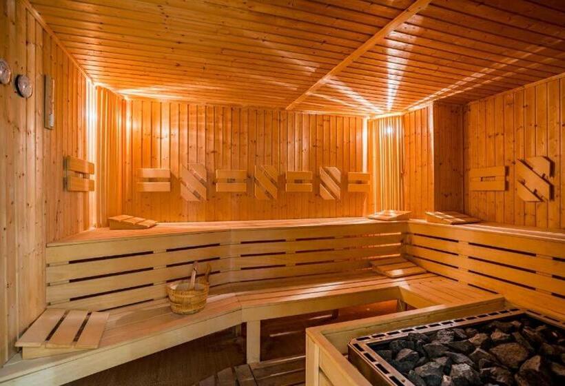 Local Stay Hotel, Bw Signature Collection