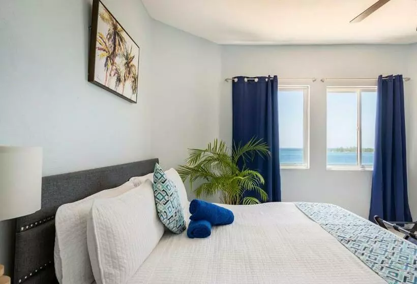 Luxe Beach Resort