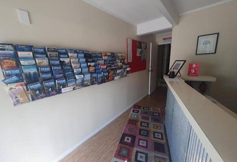 Мотель Cheviot Park Motor Lodge