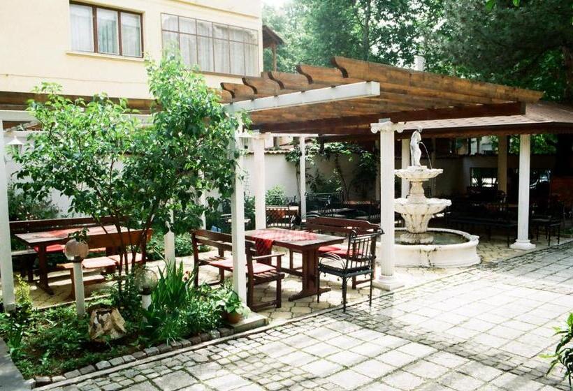 Pension Cesar Guest Rooms