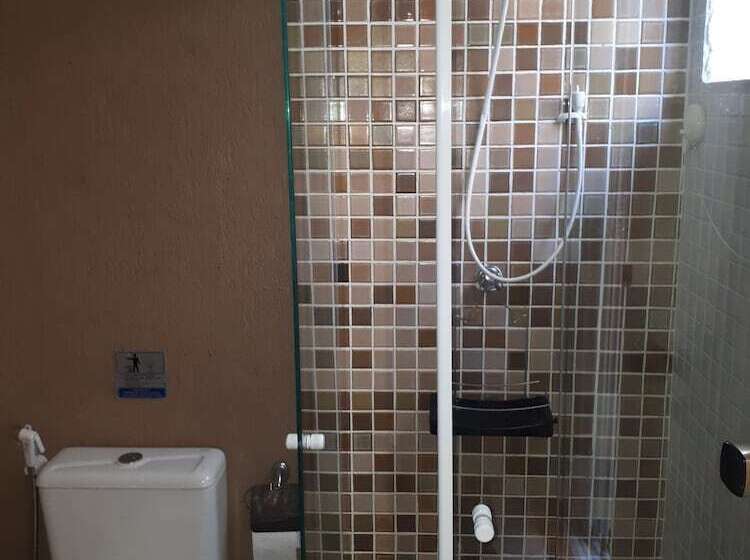 膳宿费 Pippo Suites Guarujá