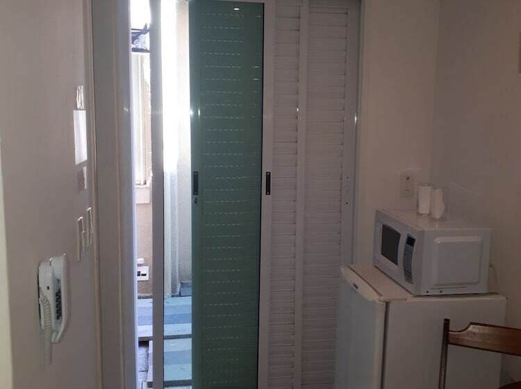 膳宿费 Pippo Suites Guarujá