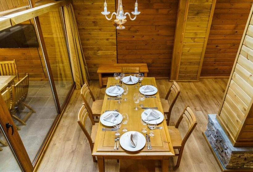 Pirin Golf & Country Club Apartment Complex