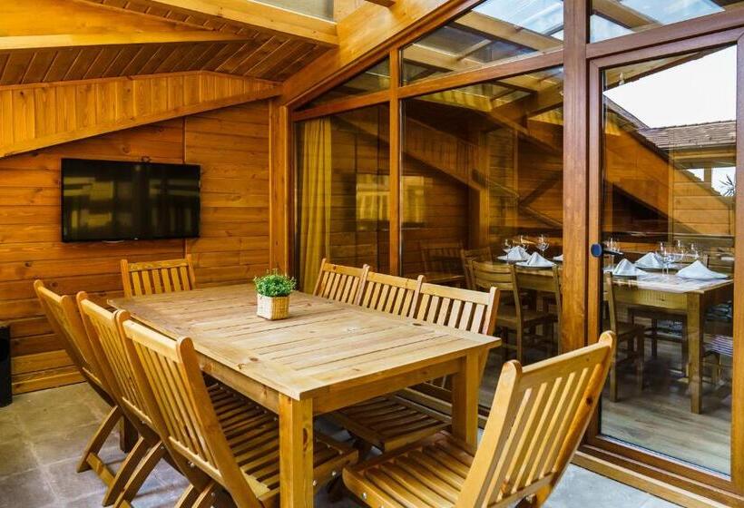 Pirin Golf & Country Club Apartment Complex