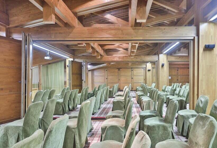 Pirin Golf & Country Club Apartment Complex