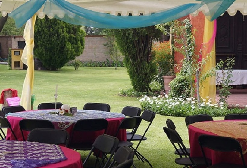 هتل Cabañas Quinta Patricia