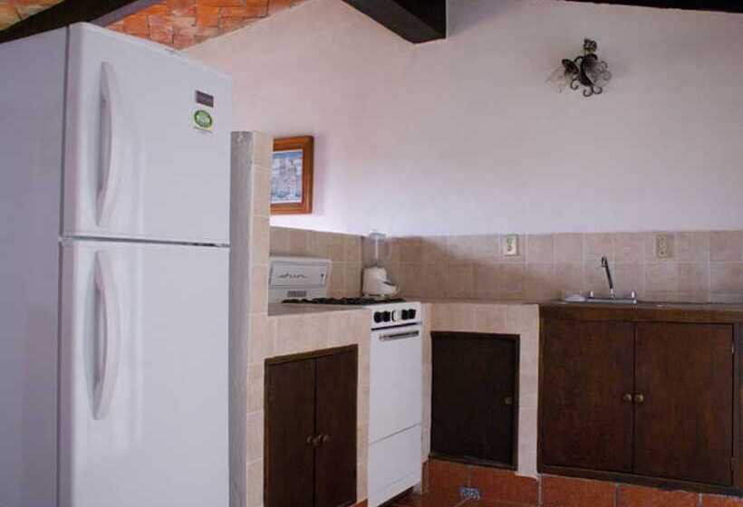 هتل Cabañas Quinta Patricia