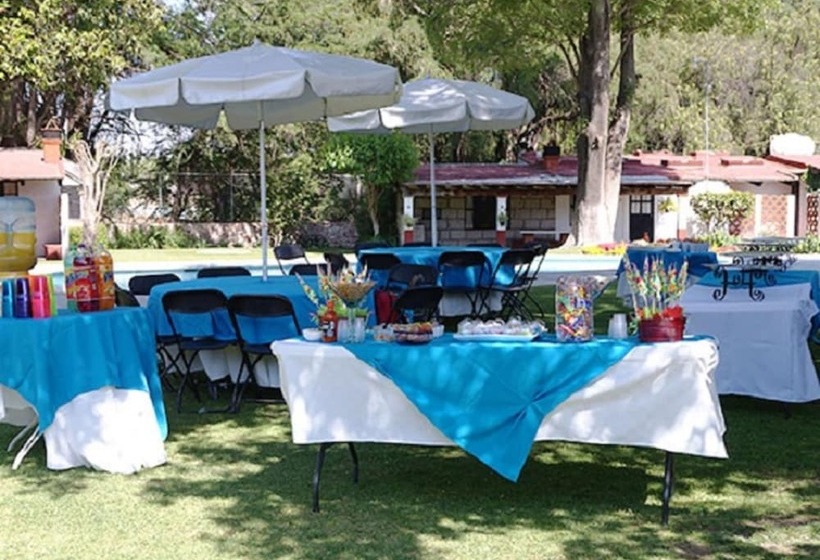 هتل Cabañas Quinta Patricia