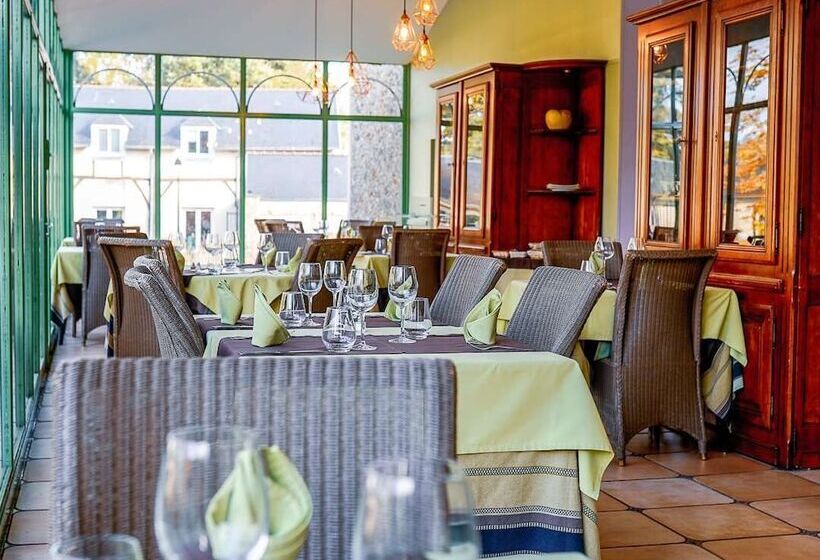 هتل Auberge Du Manet