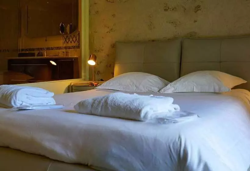 ホテル Auberge Du Manet