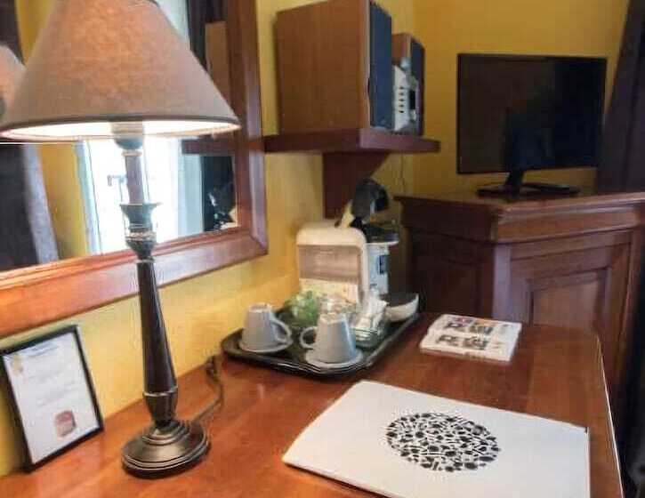 هتل Auberge Du Manet