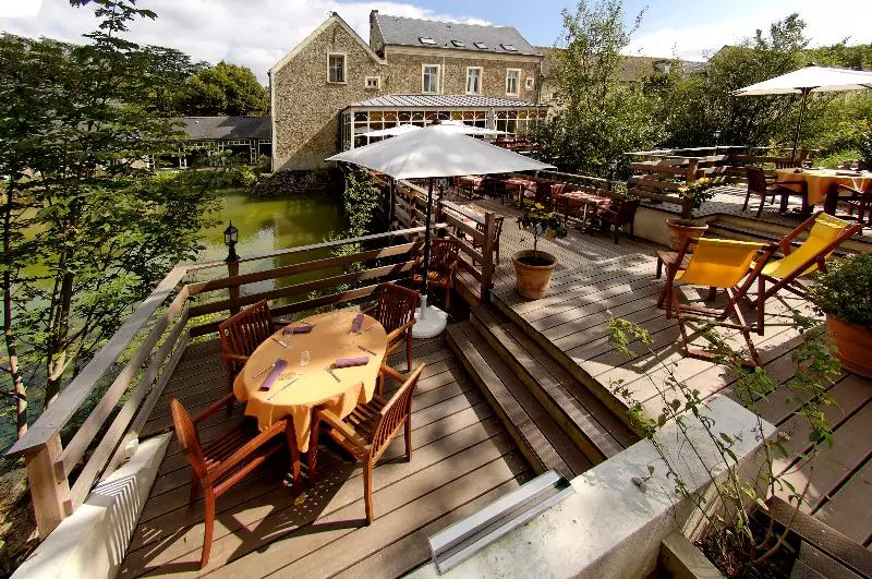 ホテル Auberge Du Manet